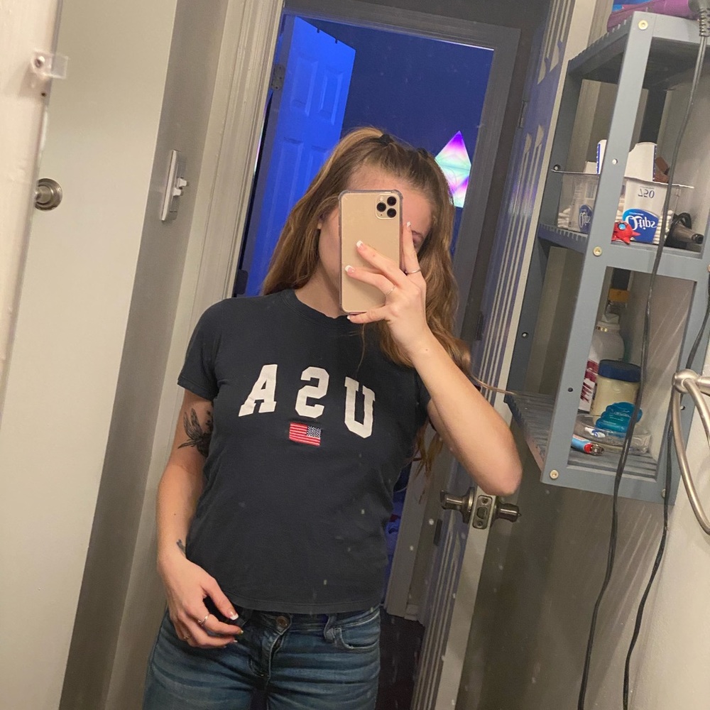 Brandy Melville USA Pacsun Shirt